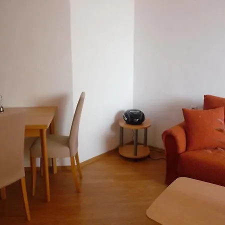 Готель Edelweiss Park